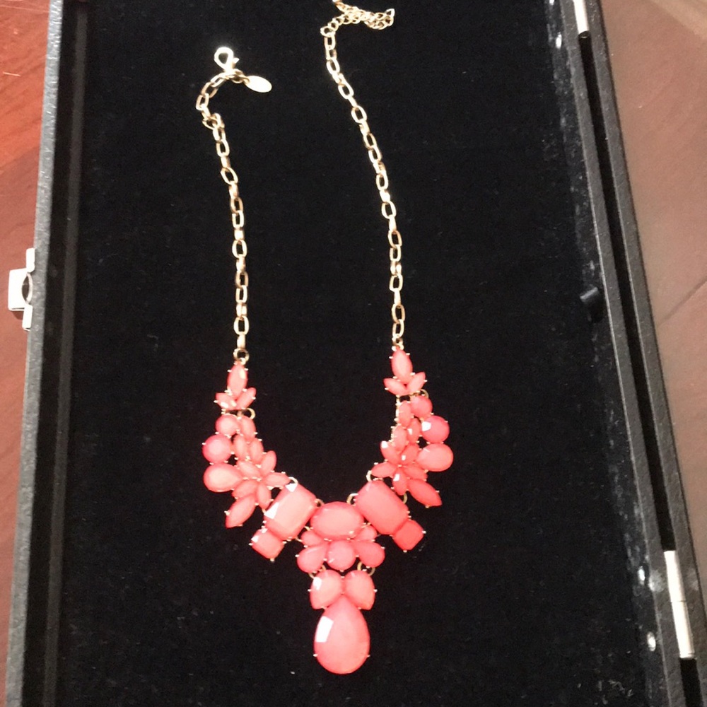 Neclace